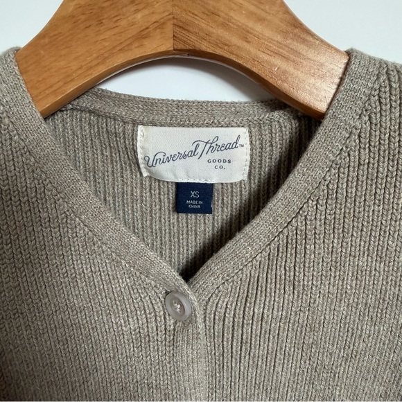 Universal Thread Tan Vest - Picture 2 of 5